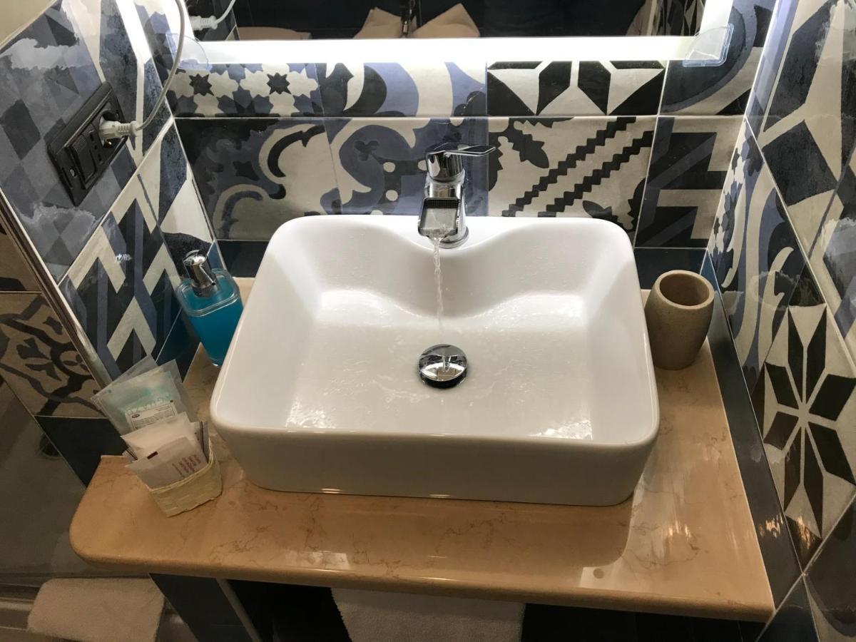 Base Plebiscito Bed & Breakfast Napoli