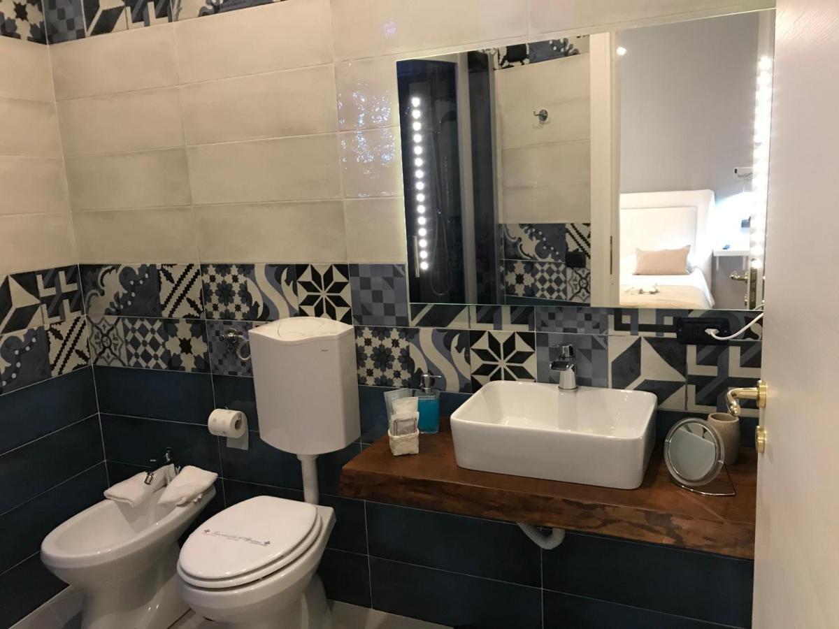 Base Plebiscito Bed & Breakfast Napoli
